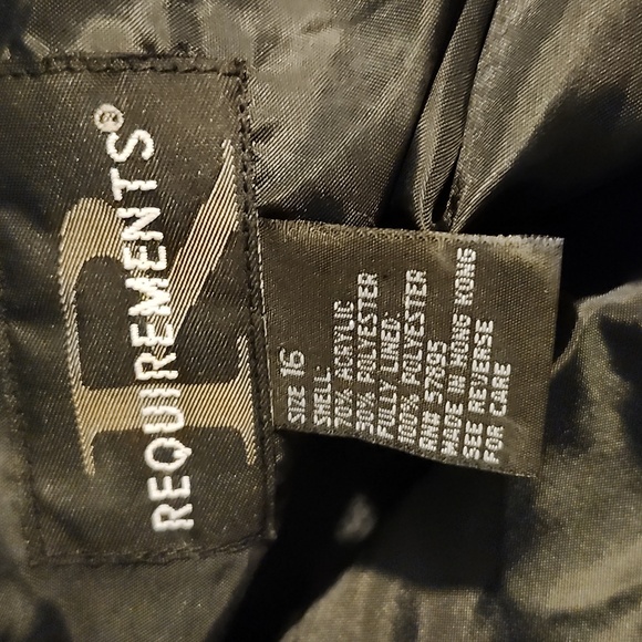 Requirements womens Size 16 Chevron Jacket Fully Lined 3 Button Closure - Picture 5 of 6